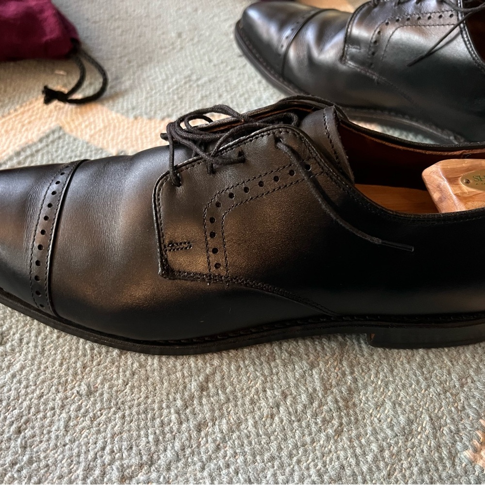 Allen Edmonds Mens Clifton Shoes Size 13 D Cap Toe dress shoes